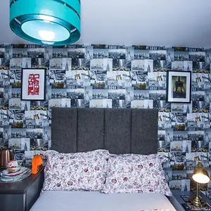 https://dejays-apartment.cambridgehotelsuk.com